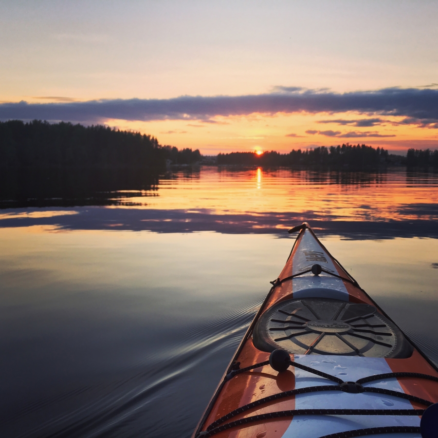 Sunset over the Lake, Photo Milla Kyllönen