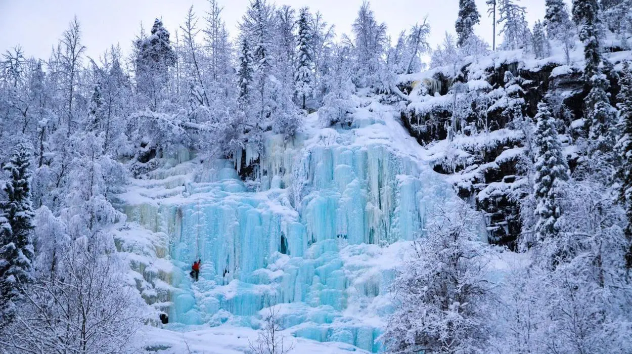 Frozen Waterfall Tour (Silver Birch Resort)
