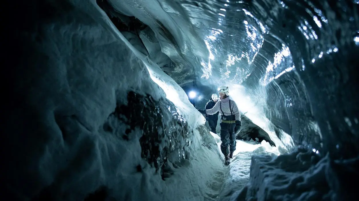 Ice Cave Tour with Snowcat