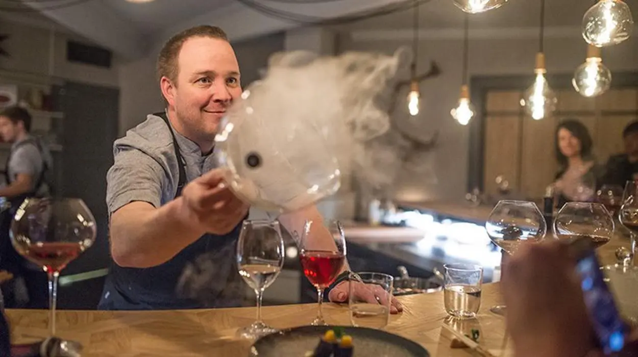 The Veranda Dining Experience