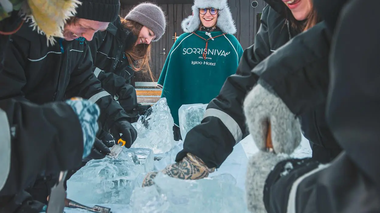 Ice Sculpting at Sorrisniva