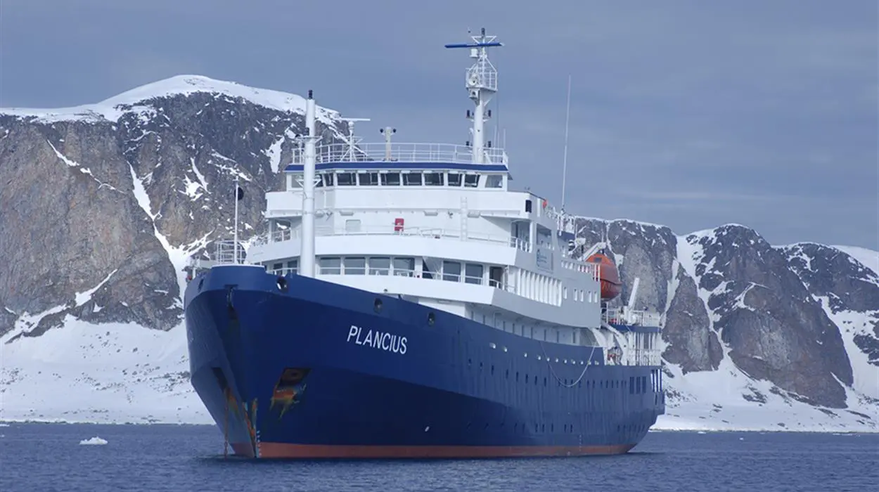 M/V Plancius