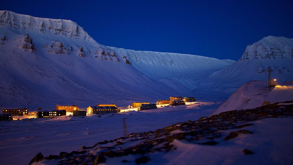 Luxury Aurora Break in Svalbard