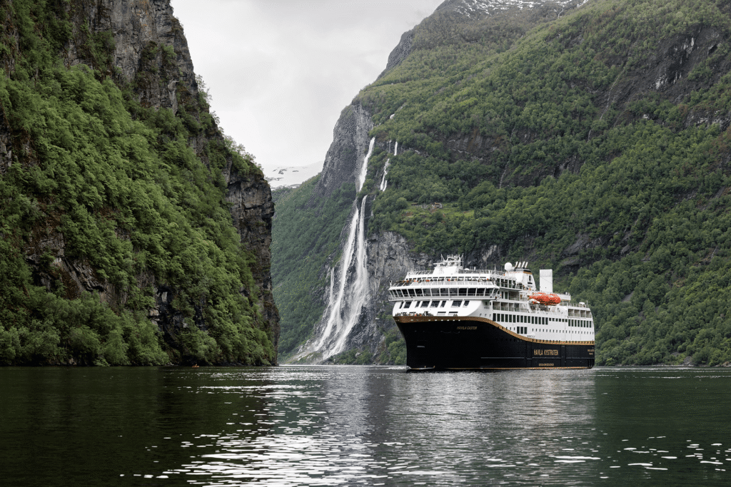 Havila Voyage – Bergen to Kirkenes
