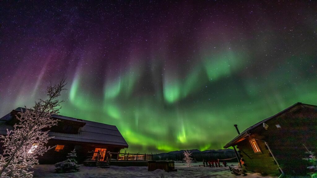 Northern Lights Lodge Holiday In Yukon Canada