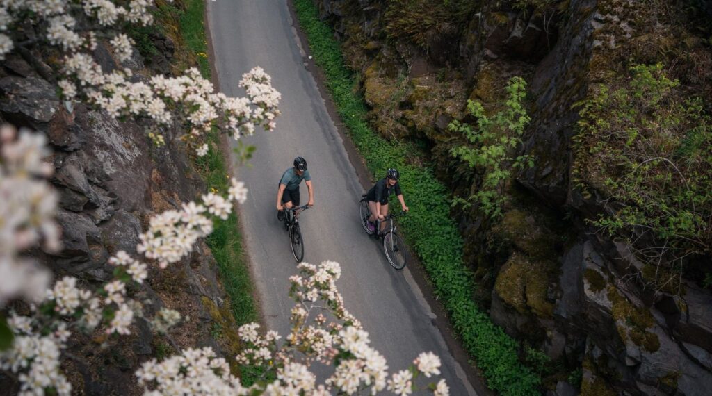 Self Guided Cycling Tour around Lake Vattern
