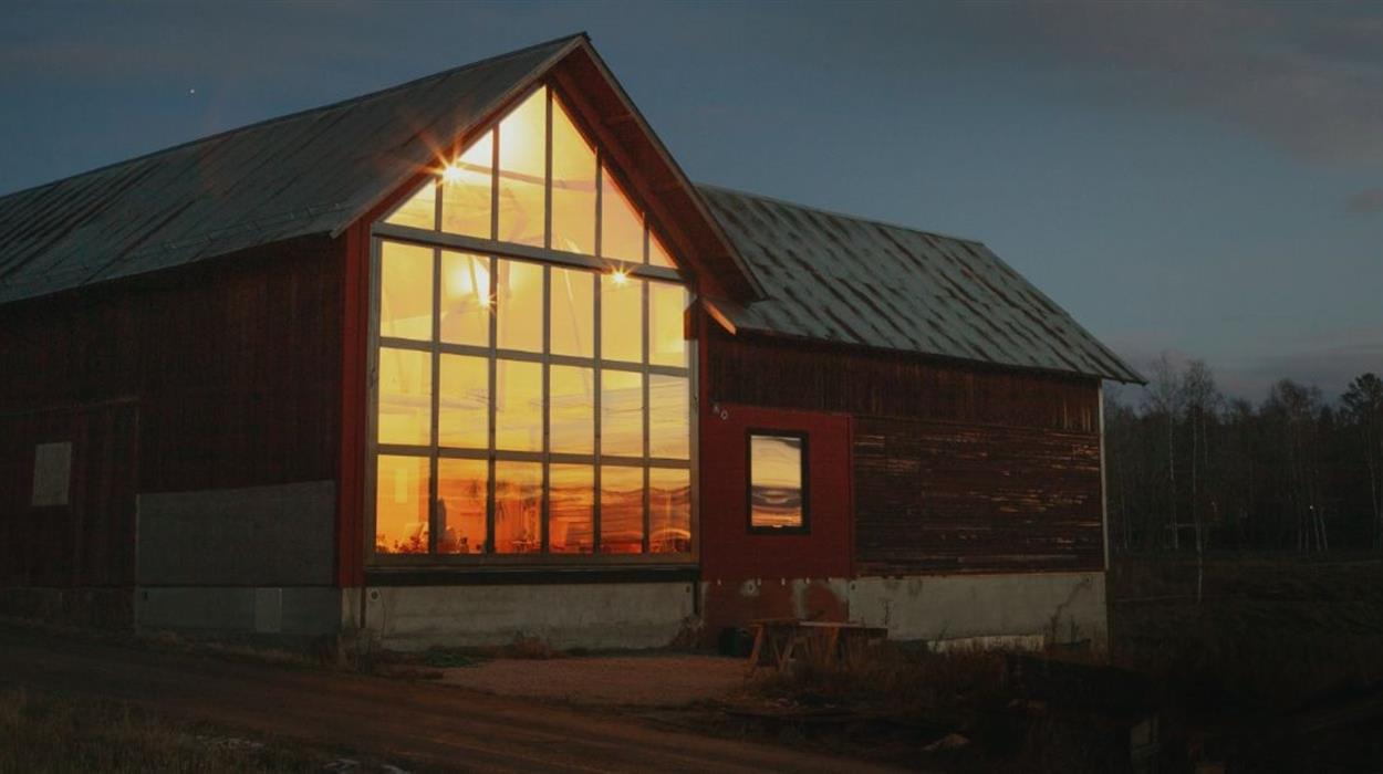 The Barn - Hello Sunnanhed