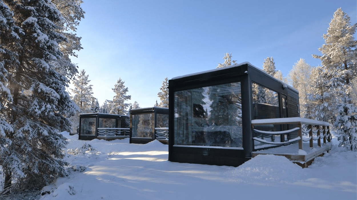 Iisakki Glass Village